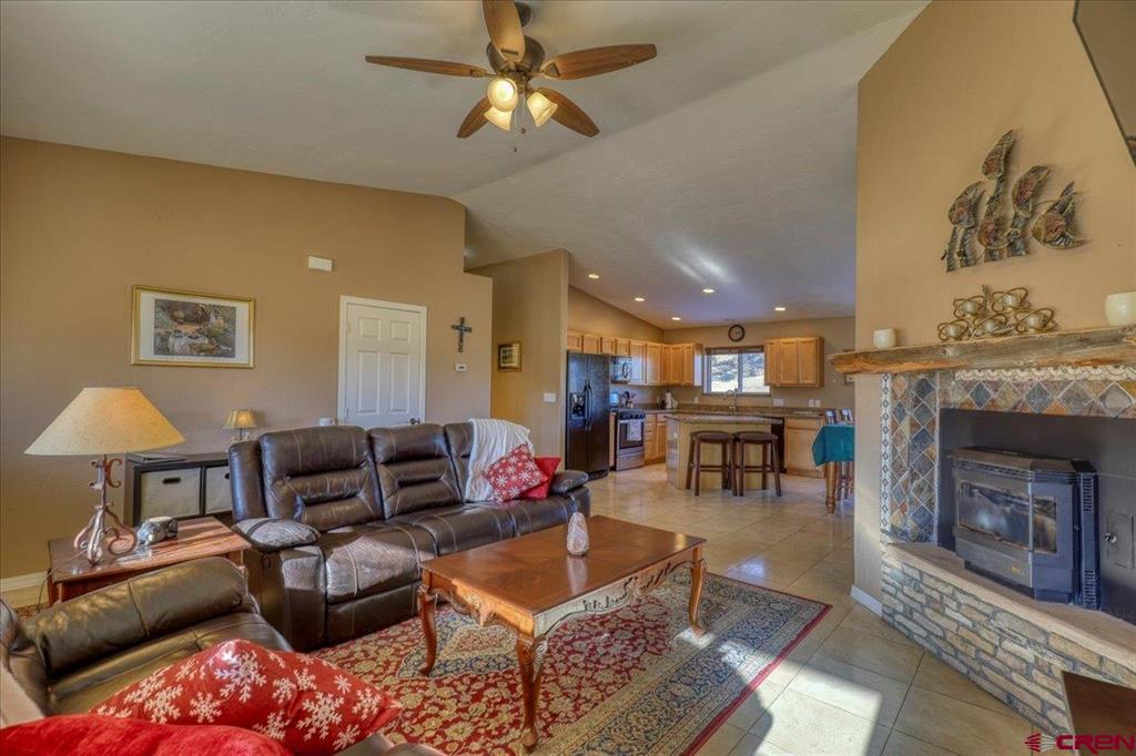 229 Hills Circle Property Photo 8