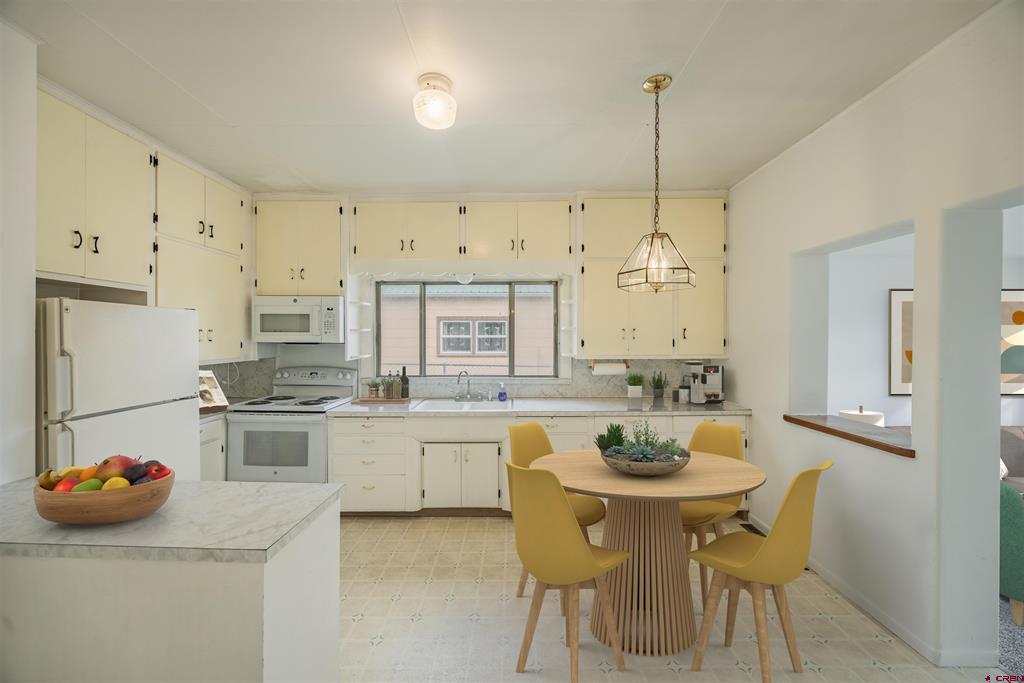 221 Leon Street Property Photo 13