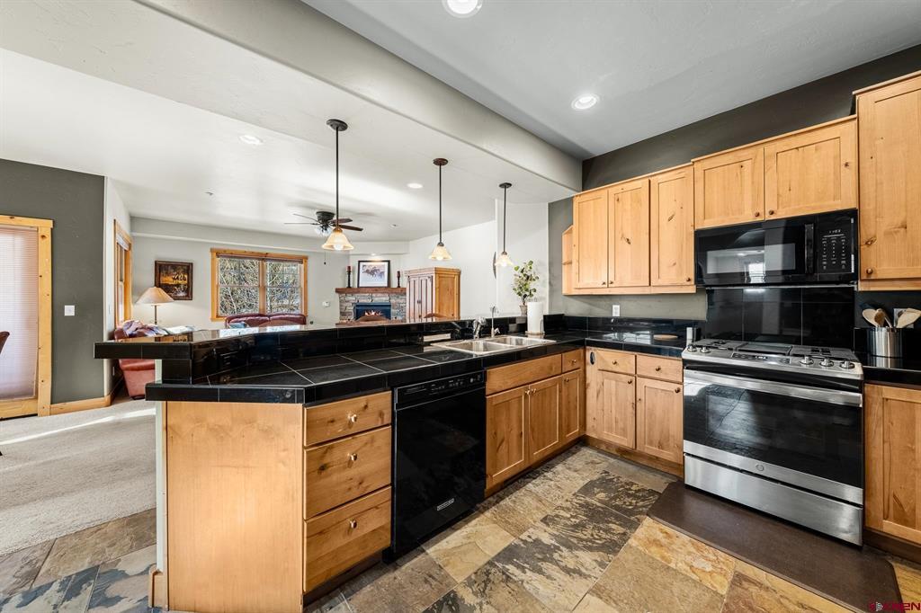 114 Limestone Court Property Photo 7