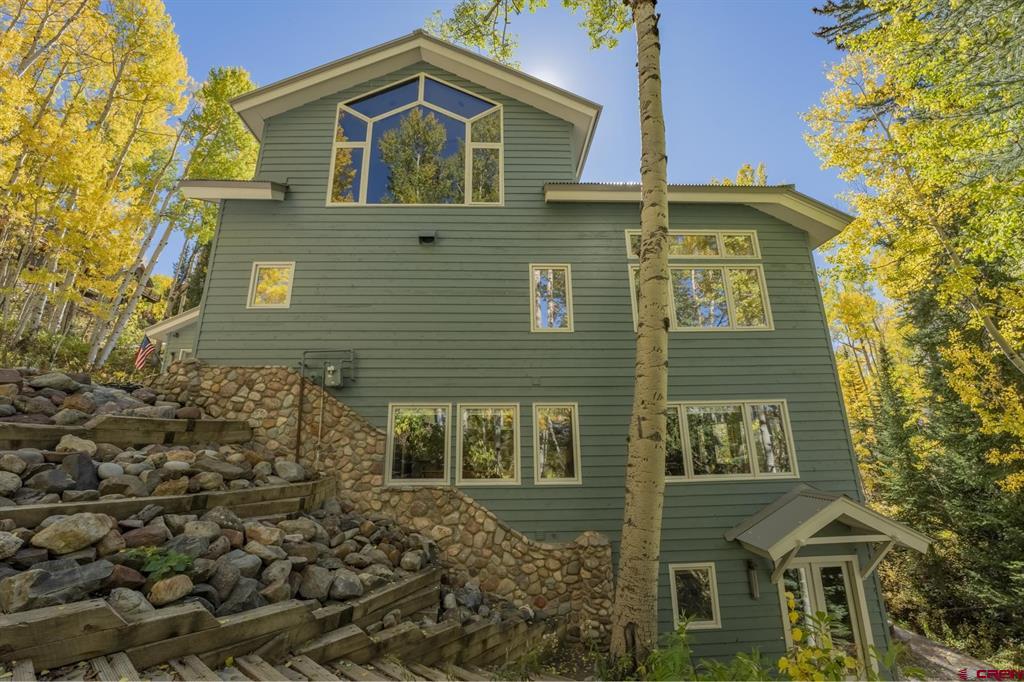 18 Aspen Lane Property Photo 2