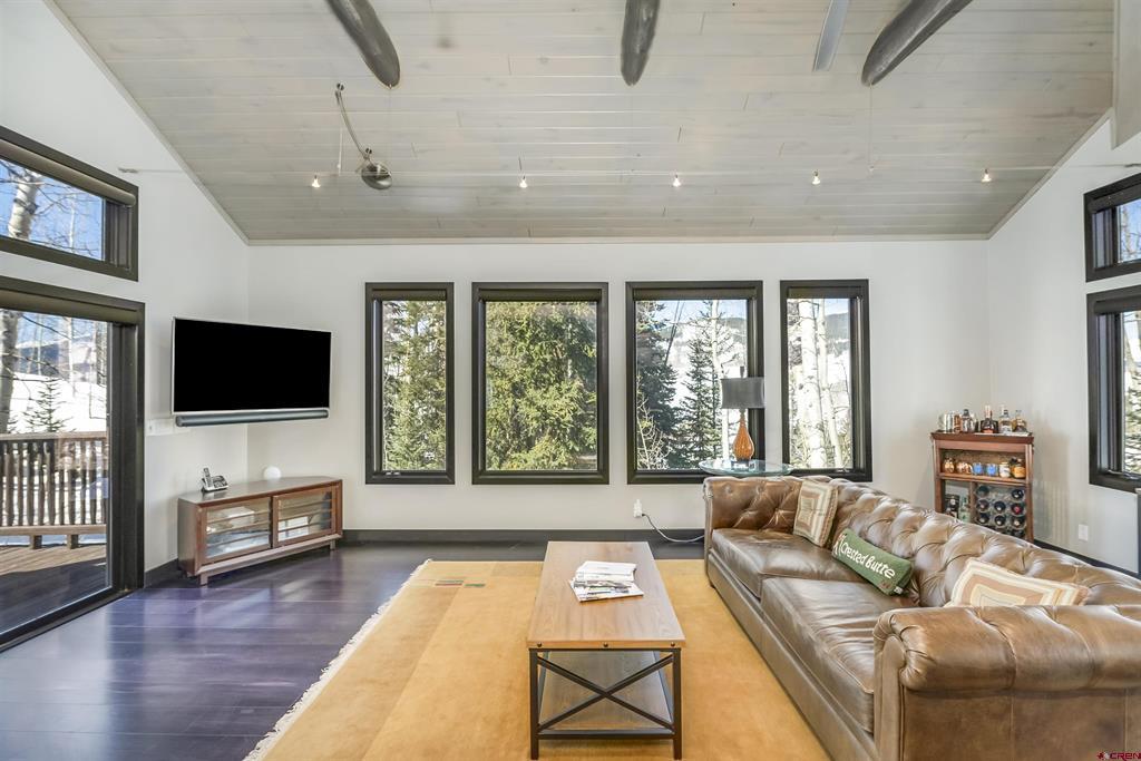 18 Aspen Lane Property Photo 13