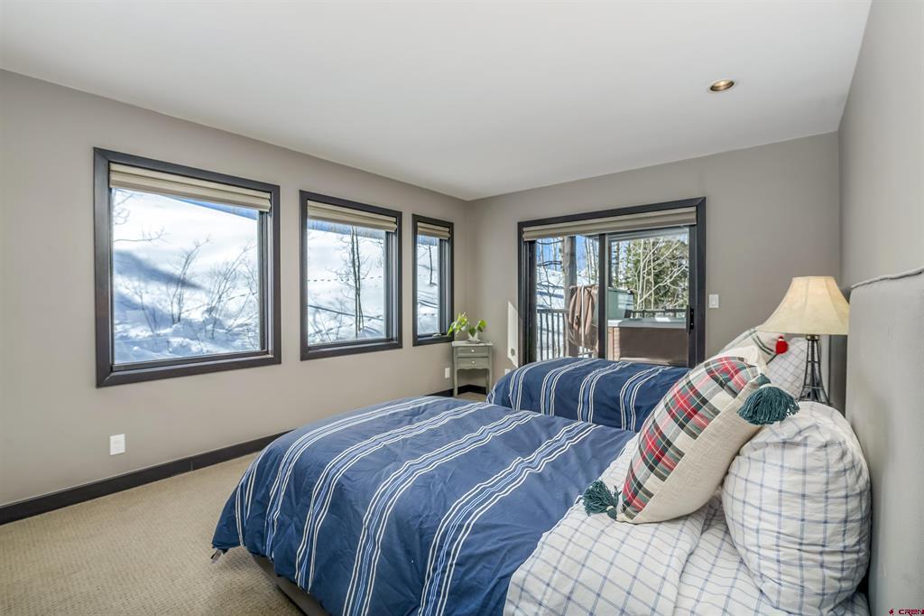 18 Aspen Lane Property Photo 24