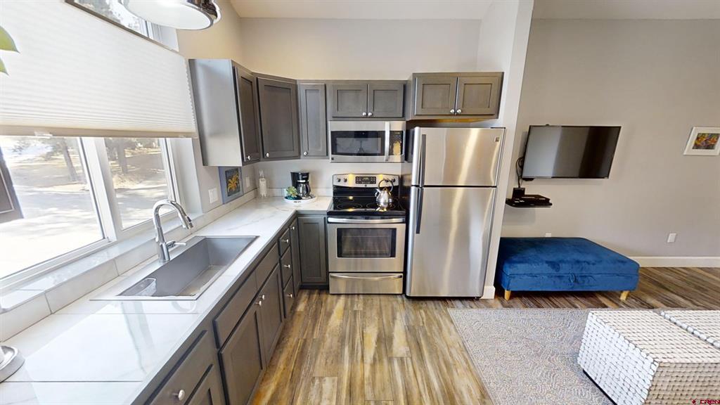 303 Apple A&b Street Property Photo 6