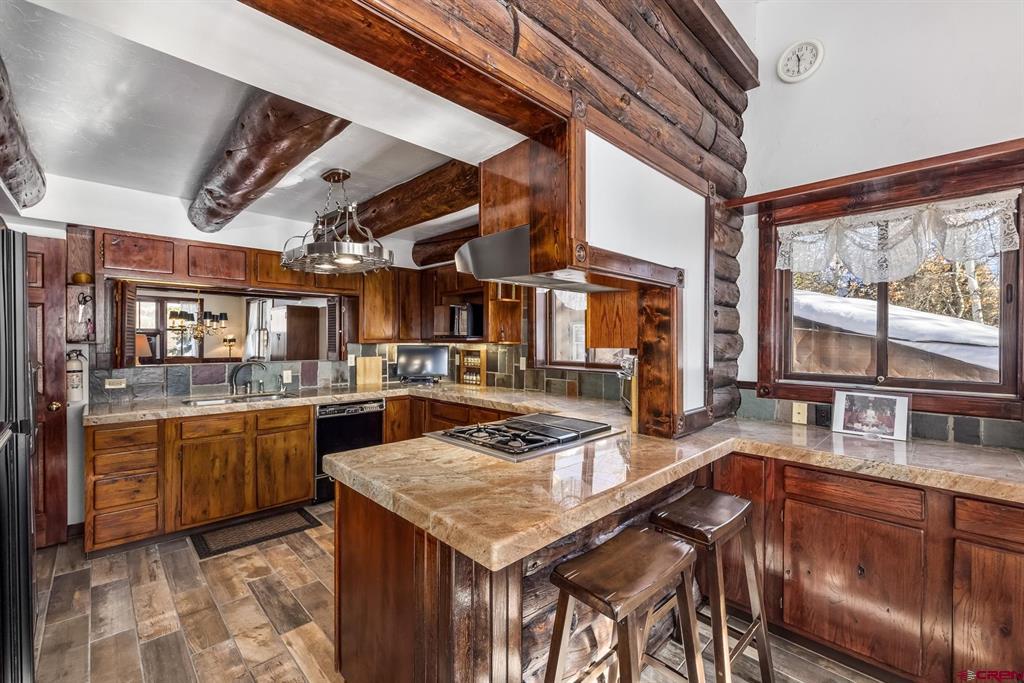 8 Gothic Avenue Property Photo 10
