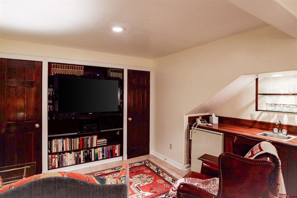 8 Gothic Avenue Property Photo 30