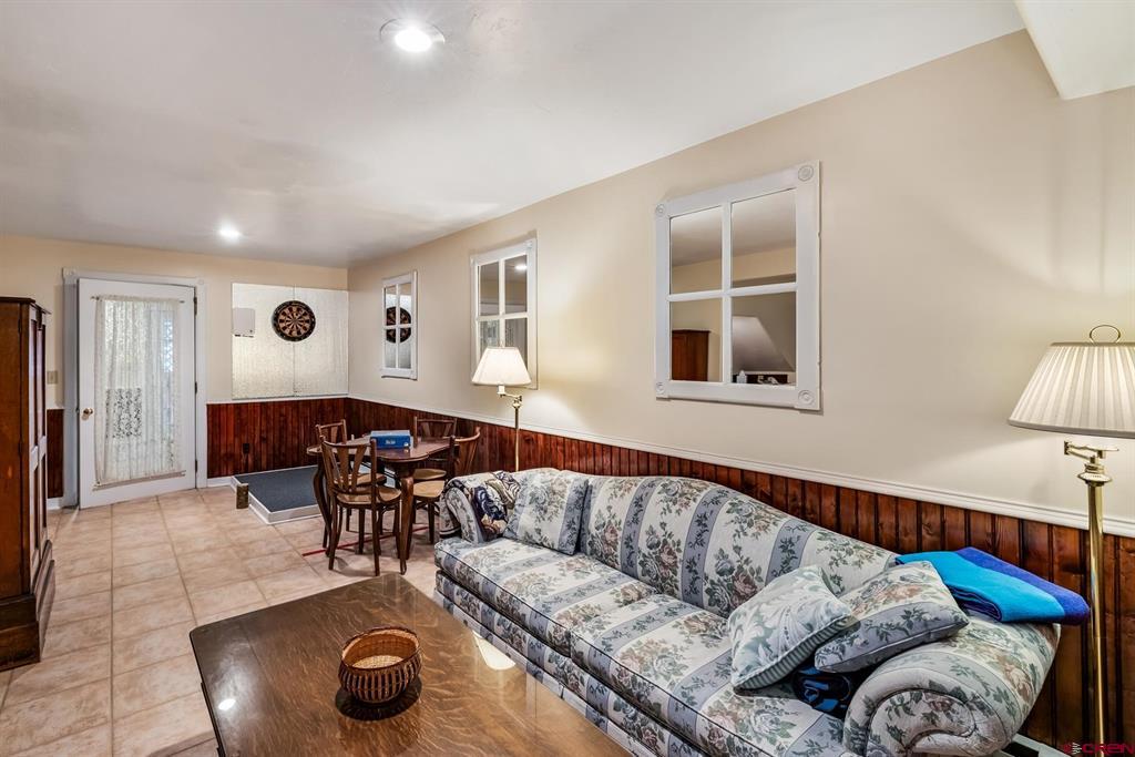 8 Gothic Avenue Property Photo 31