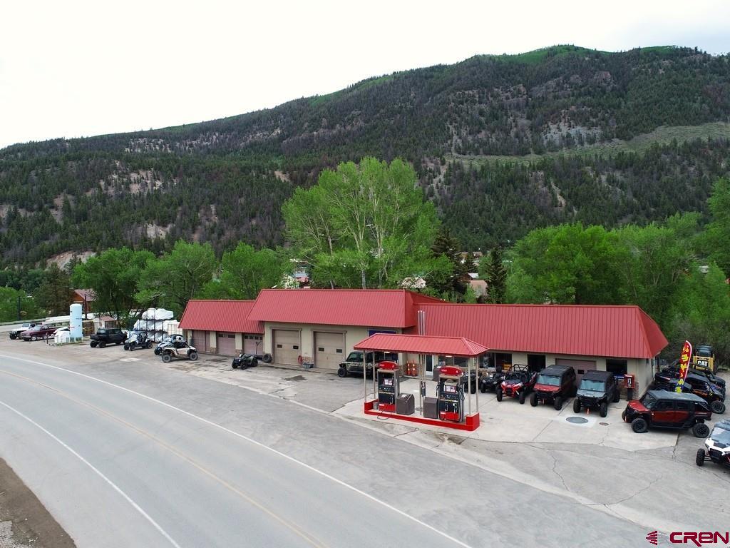 809 N State Highway 149 Property Photo