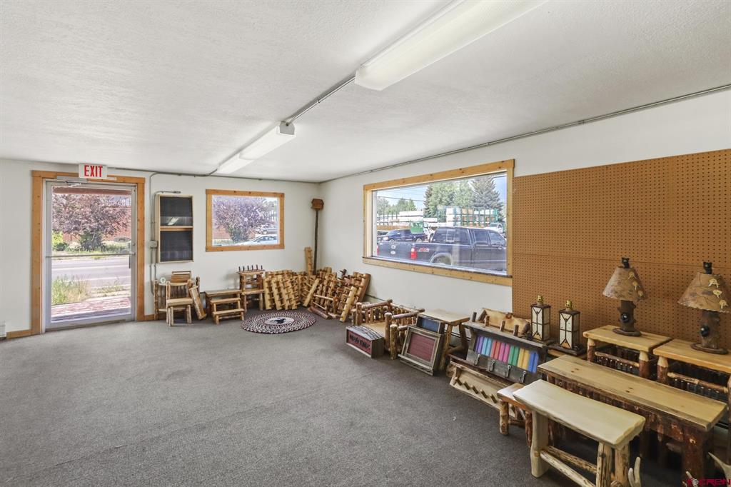 413 W New York Avenue Property Photo 18