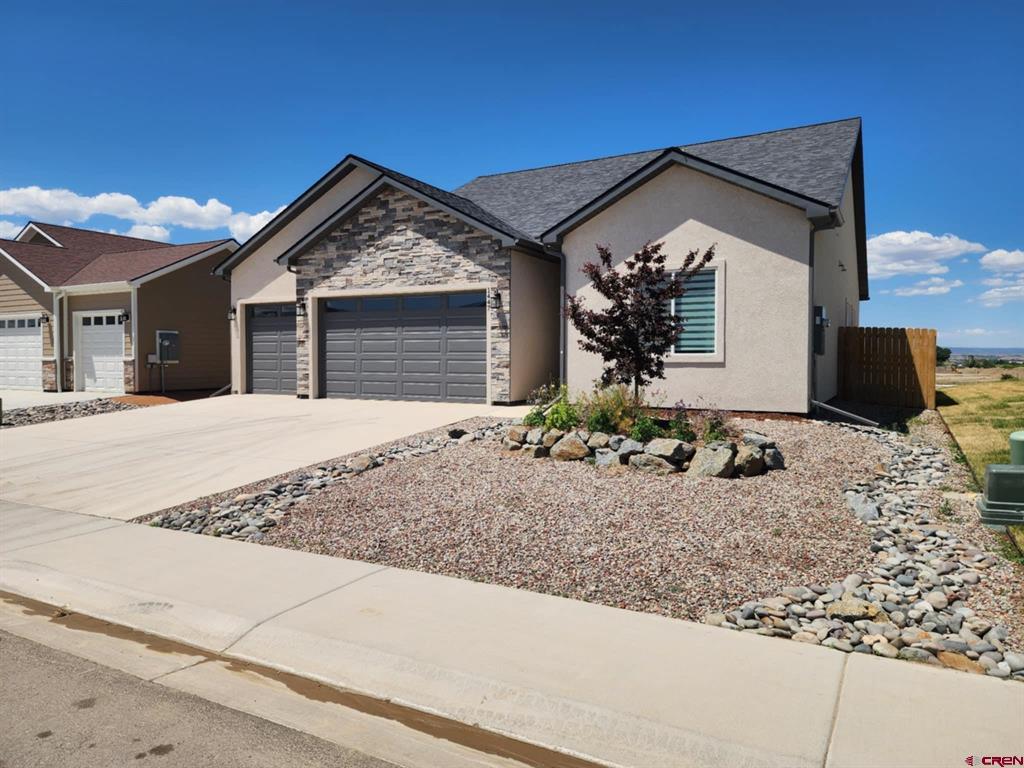 1447 Excelsior Creek Avenue Property Photo