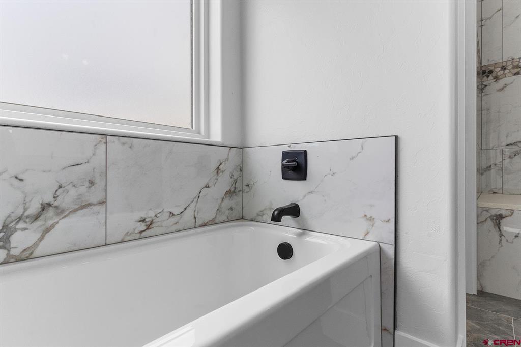 3431 Pinewood Street Property Photo 18