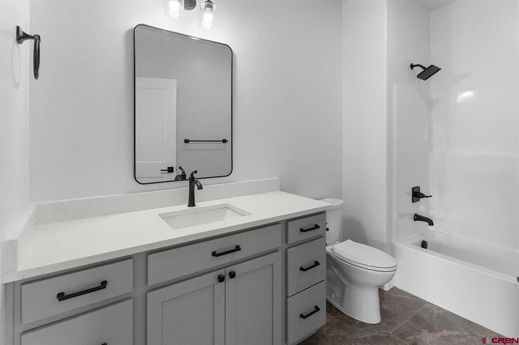 3431 Pinewood Street Property Photo 23