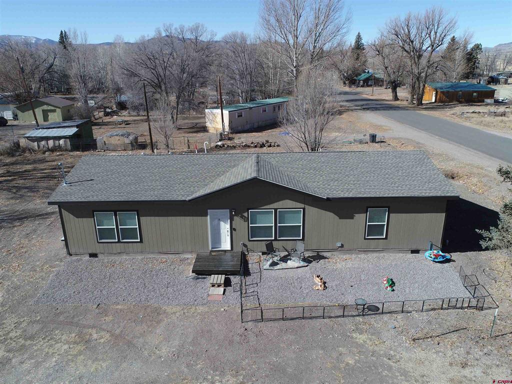 305 9th Street Property Photo 1