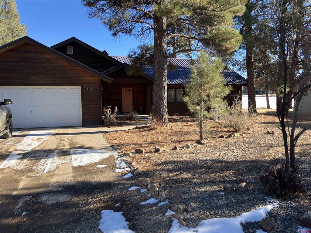 216 Beaver Circle Property Photo 1