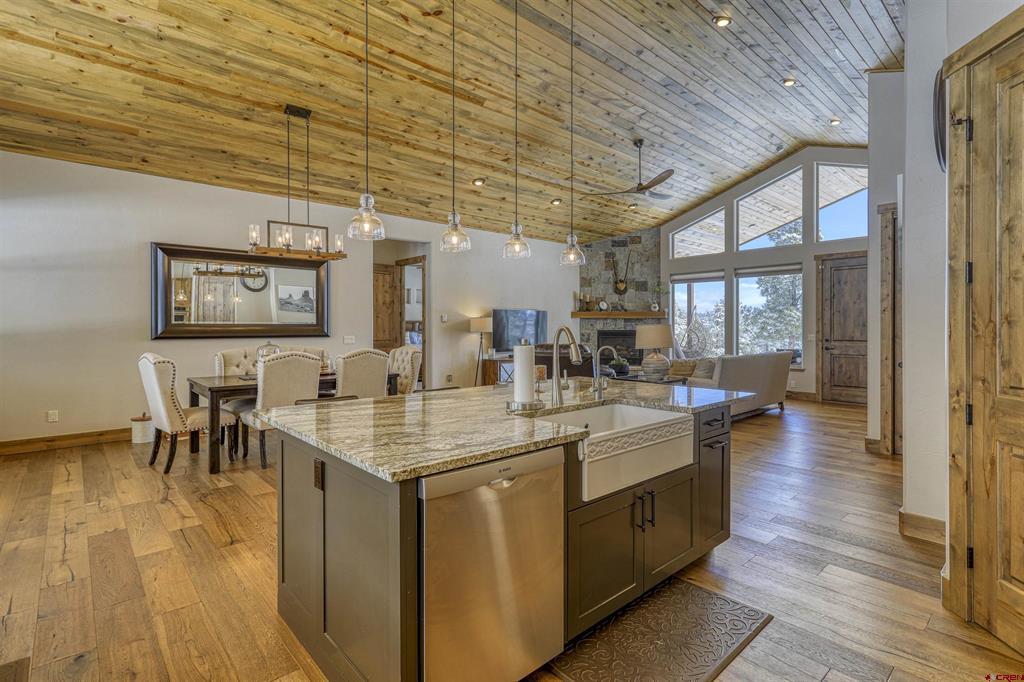 226 Powderhorn Drive Property Photo 8