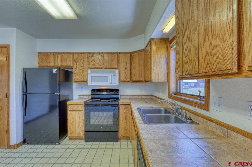 529 E Golf Property Photo 13
