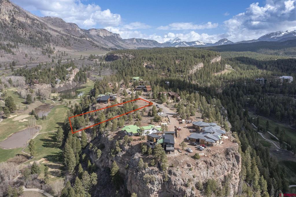 516 Glacier Cliff Drive Property Photo 4