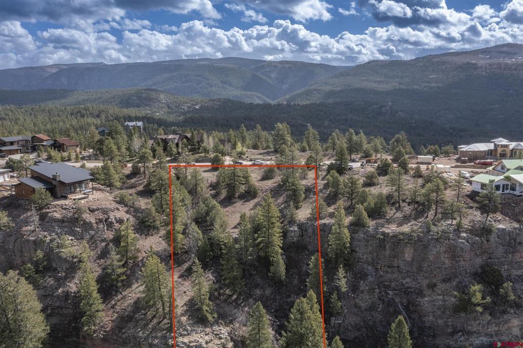 516 Glacier Cliff Drive Property Photo 6