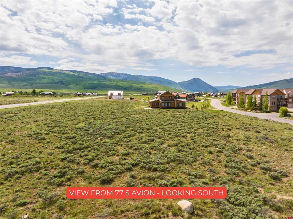 77 S Avion Drive Property Photo 12