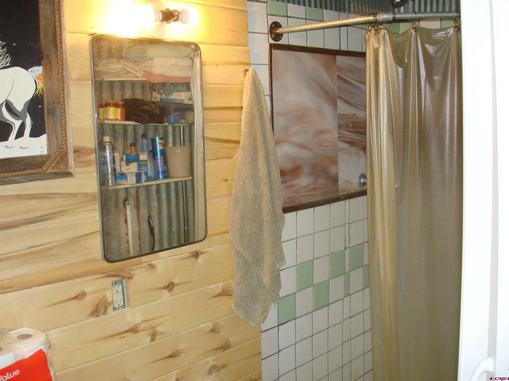 308 E 4th Street Property Photo 5