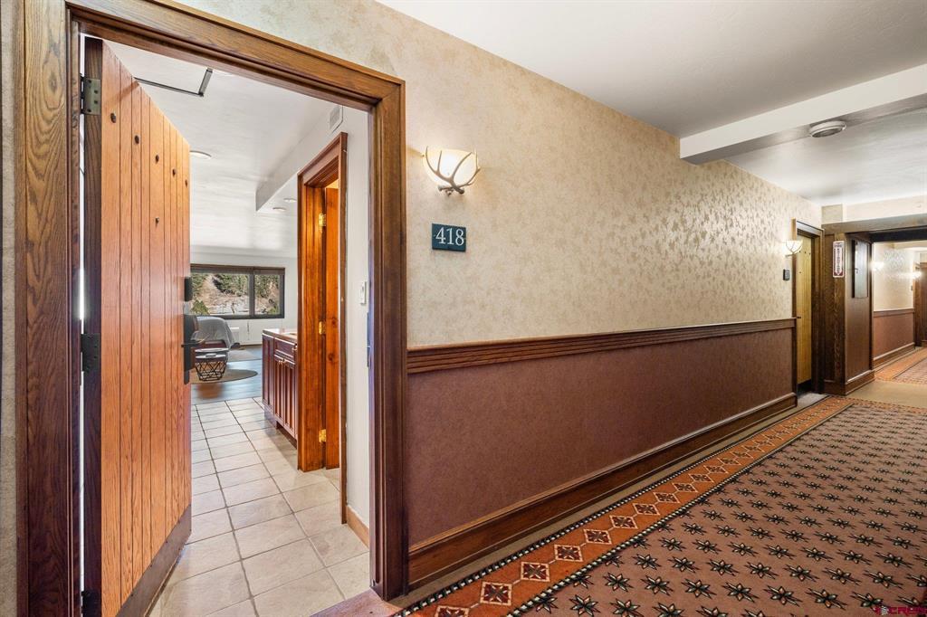 314 N Tamarron Drive Property Photo