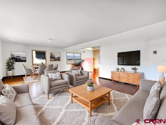 25593 North Road Property Photo 10