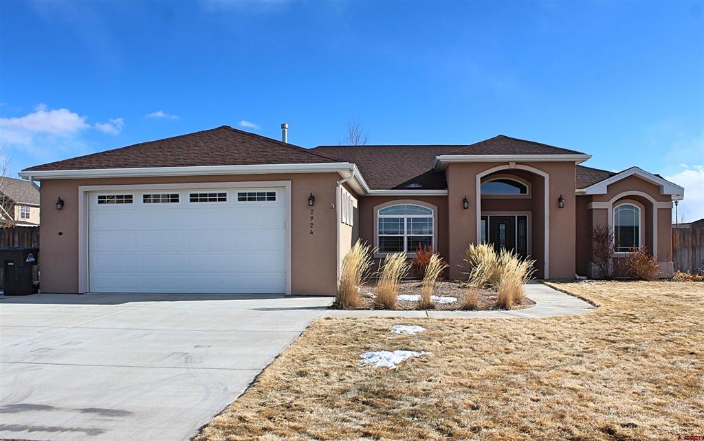 2924 Sarah Lane Property Photo