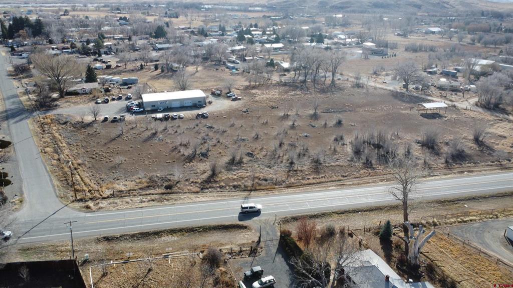 21245 Morris Road Property Photo
