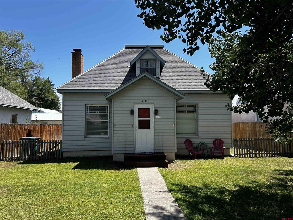 210 Dunham Street Property Photo