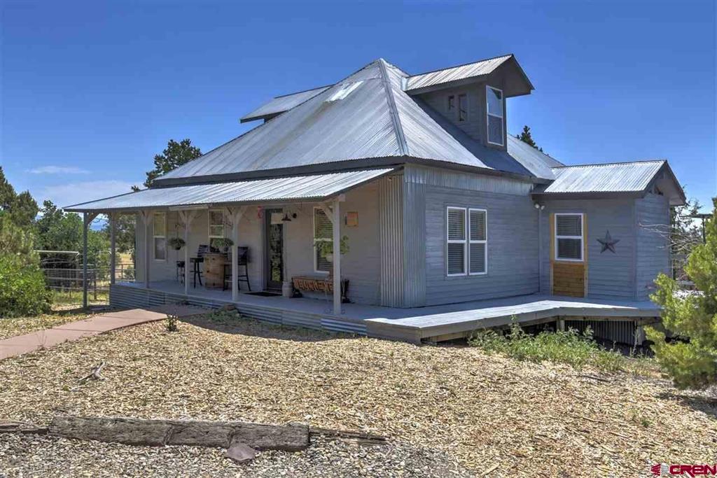 36100 Road N Property Photo