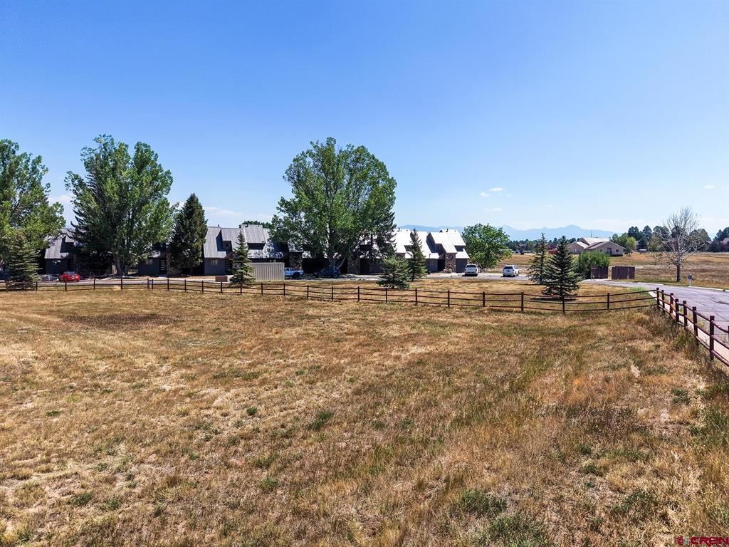 219 Lakeside Drive Property Photo 8