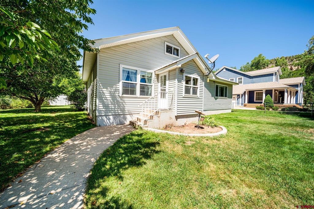 Taylor Brumley Real Estate Listings Main Image