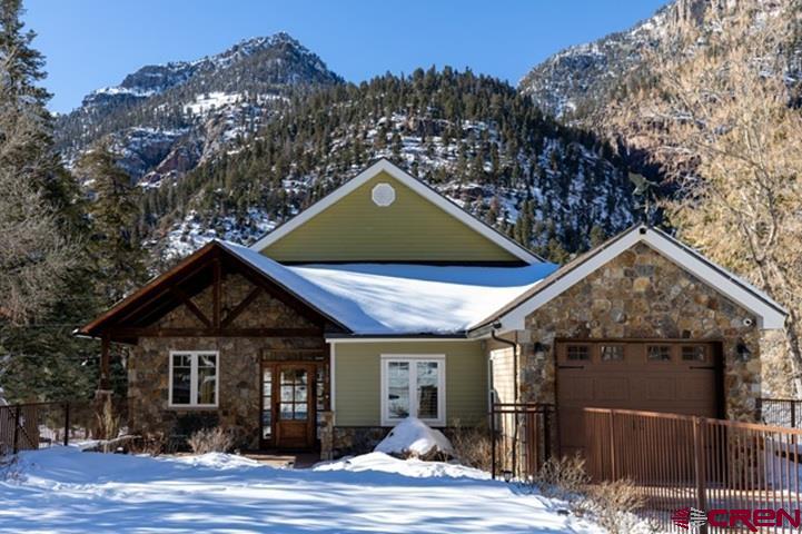 310 2nd Street Property Photo