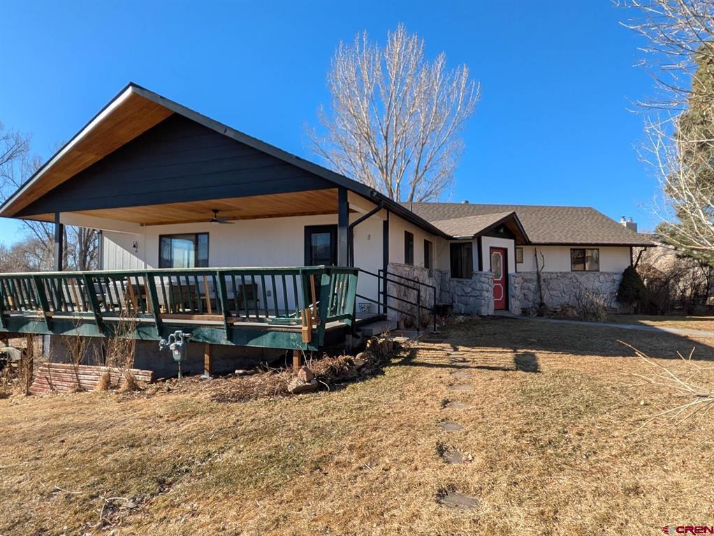 39594 Pitkin Road Property Photo