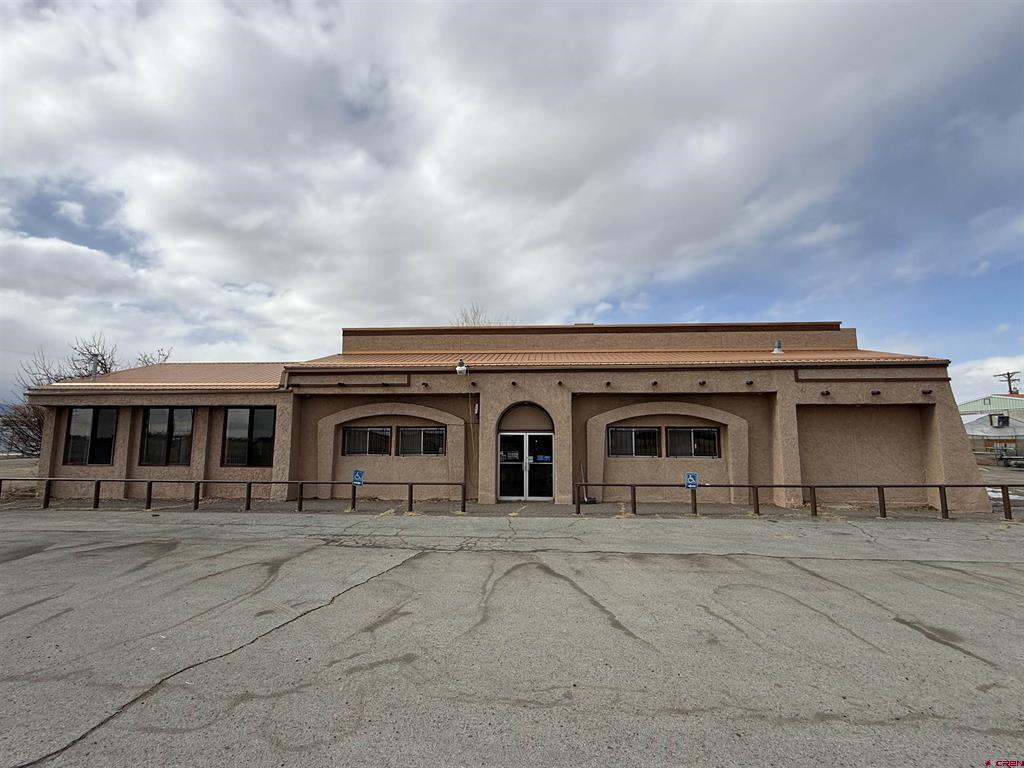 1635 N Hwy 285 Property Photo