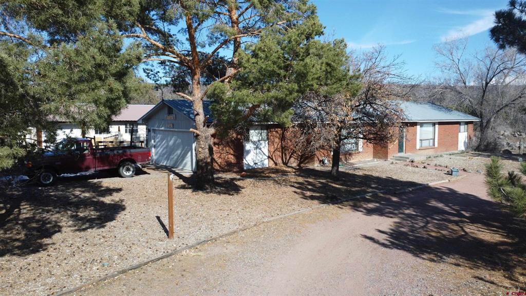 575 Ne 4th Street Property Photo