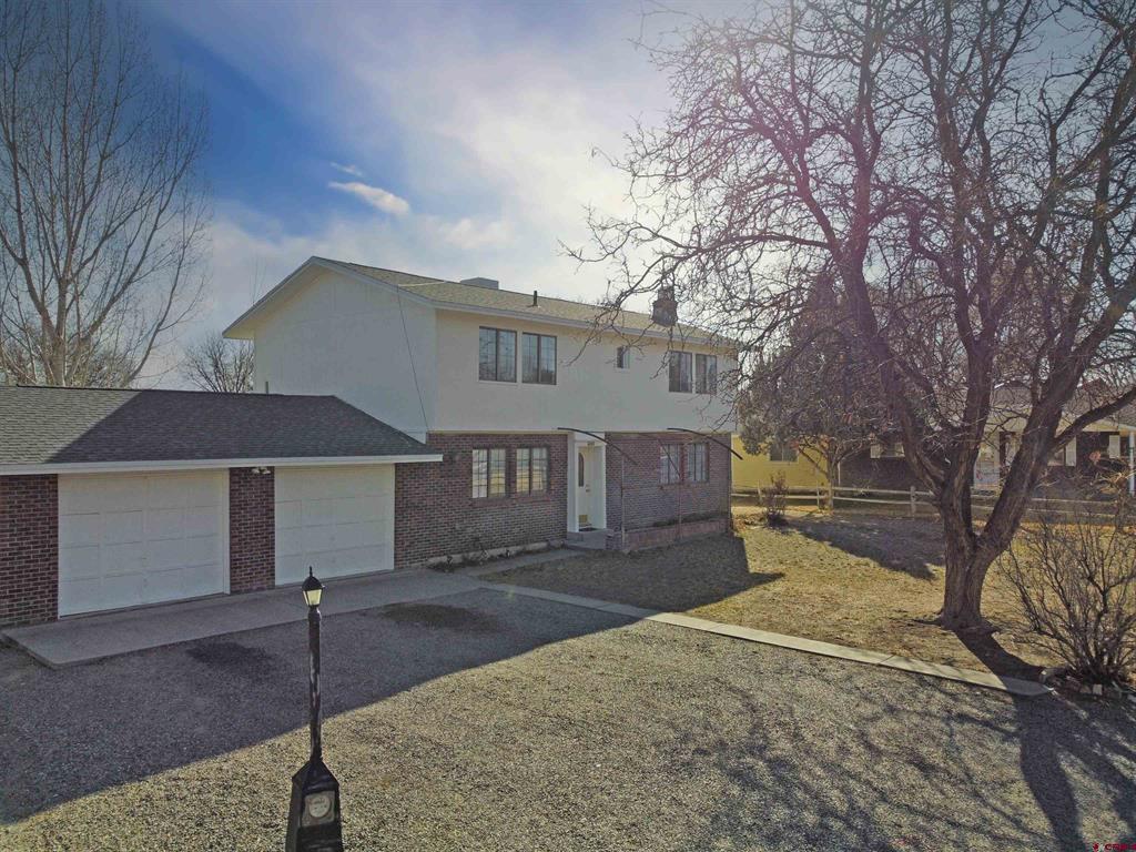 600 Willow Wood Lane Property Photo