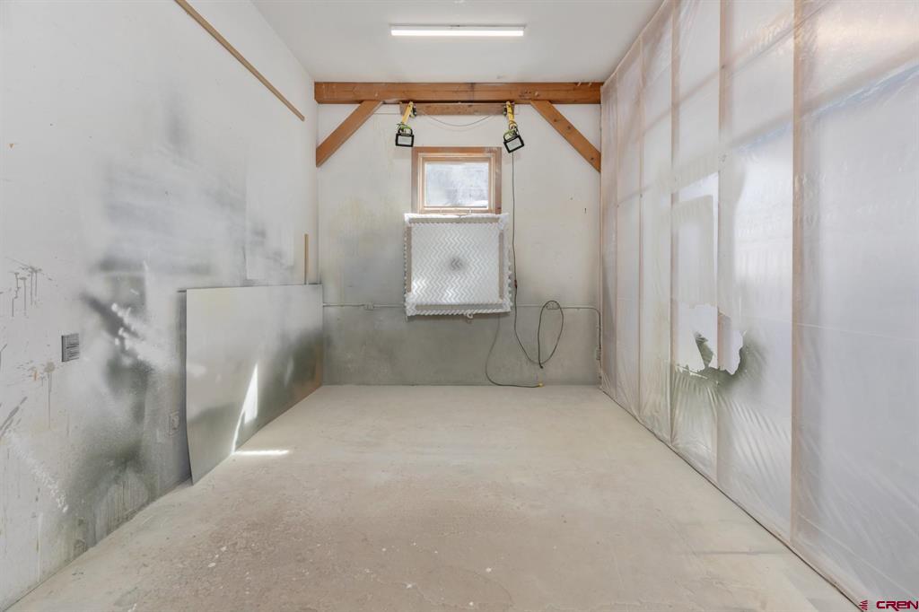 10 E San Bernardo Drive Property Photo 12
