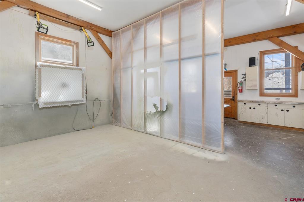 10 E San Bernardo Drive Property Photo 13