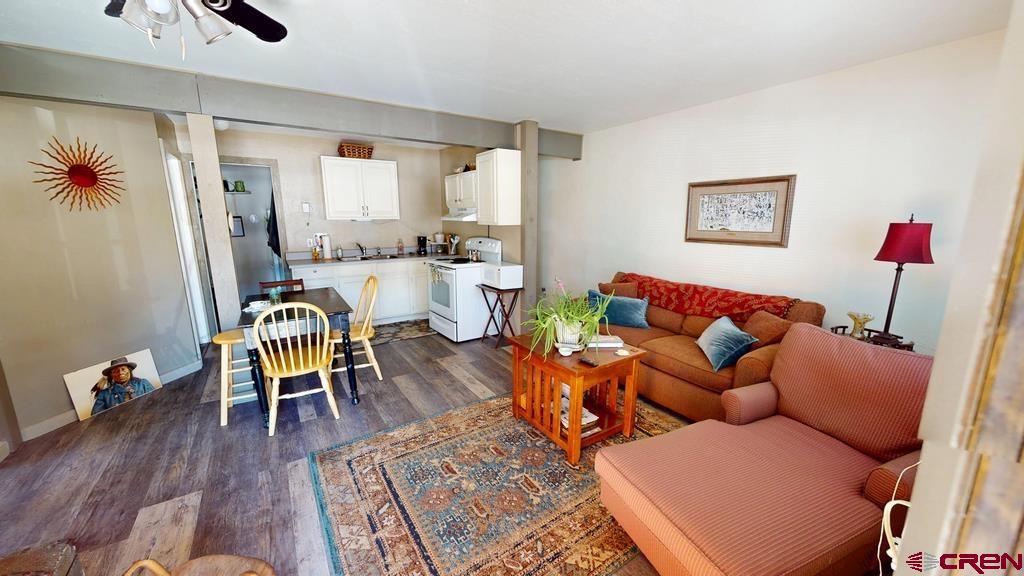 130 Cleborn Street Property Photo 11
