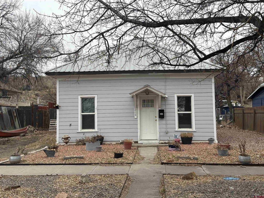 216 Grand Avenue Property Photo