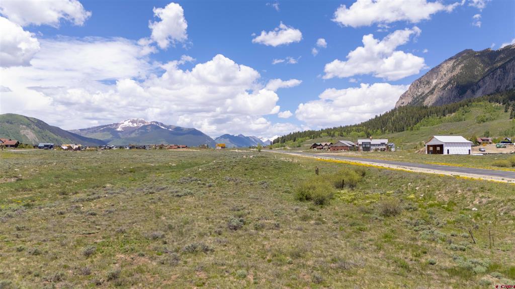 679 S Avion Drive Property Photo 22