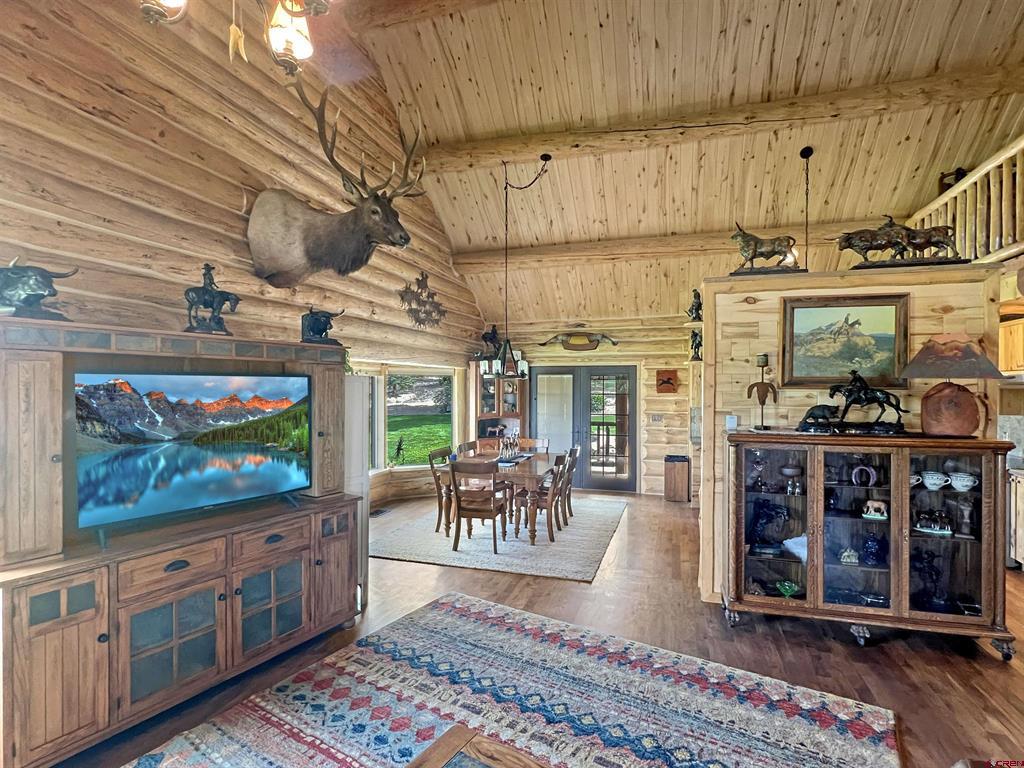 5890 Sawmill Mesa Road Property Photo 6