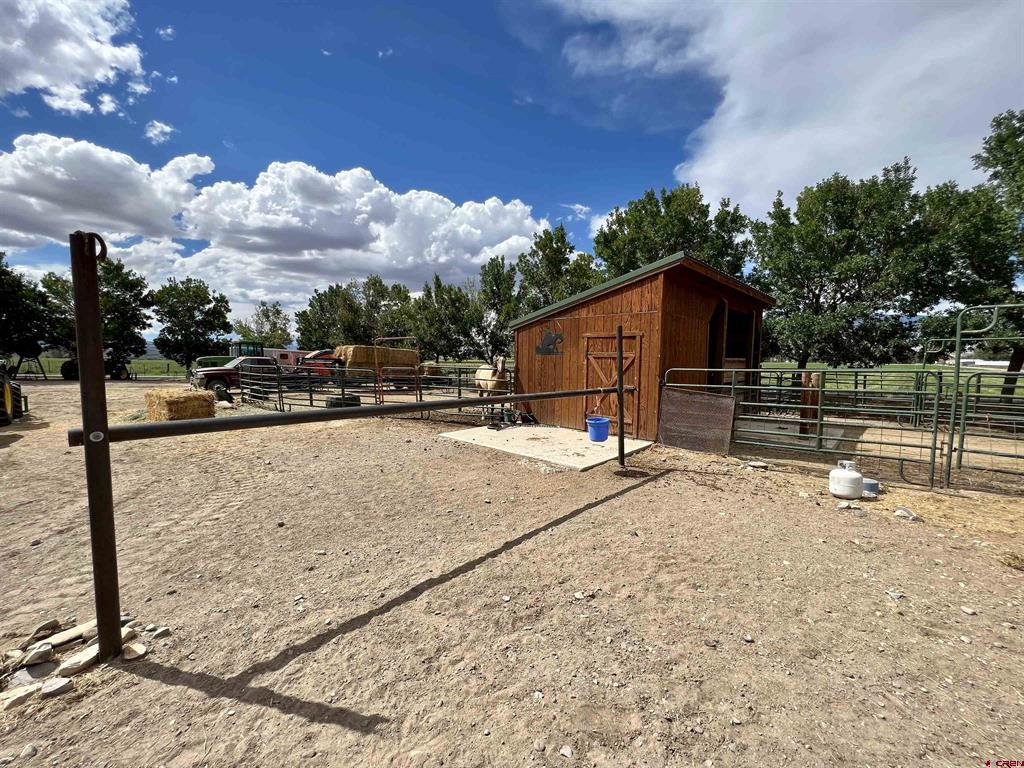 5890 Sawmill Mesa Road Property Photo 24
