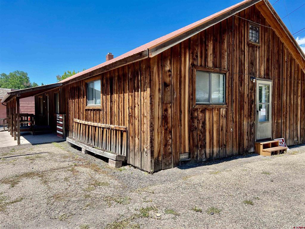 715 S Townsend Avenue Property Photo 1