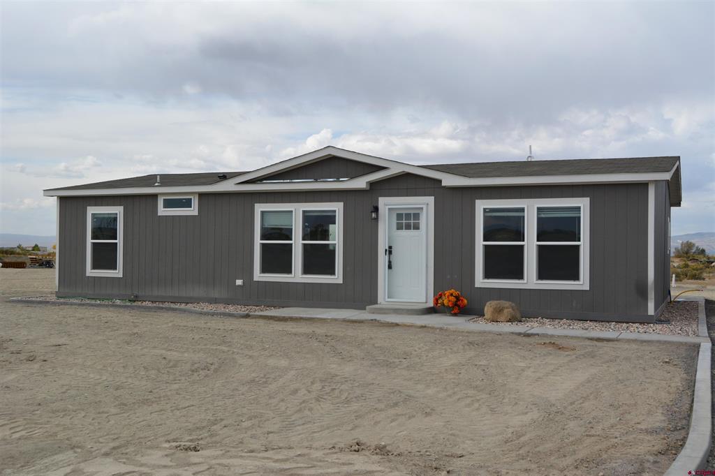 4223 2055 Lane Property Photo