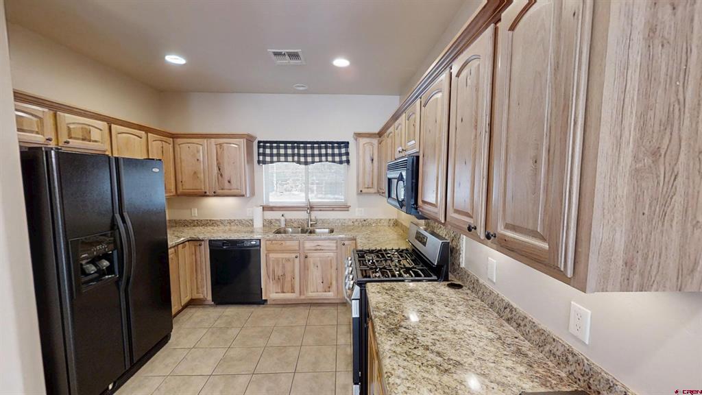 135 Eaton #1021 Drive Property Photo 11