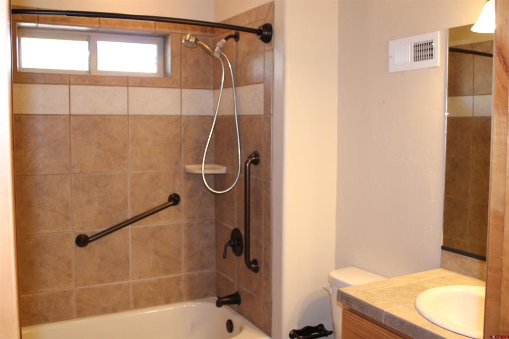 135 Eaton #1021 Drive Property Photo 29