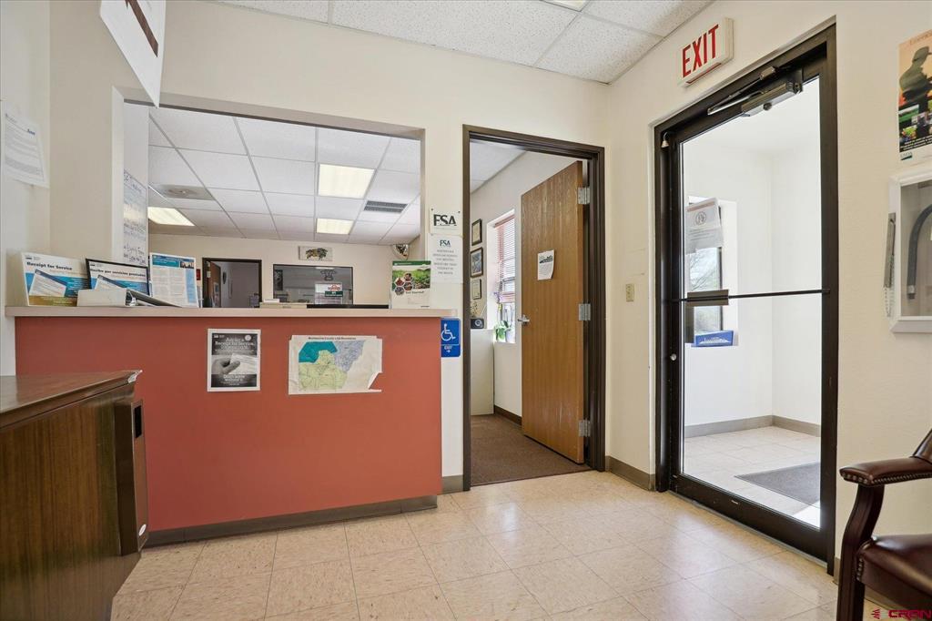 628 W 5th Street Property Photo 4
