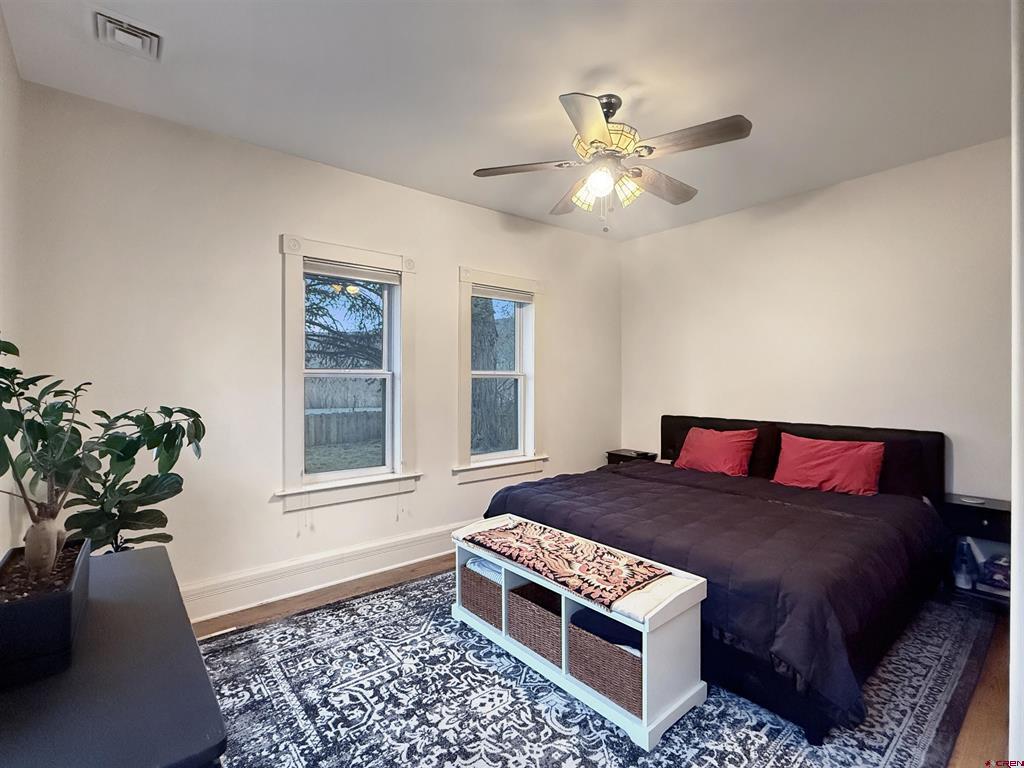 127 Niagara Avenue Property Photo 11