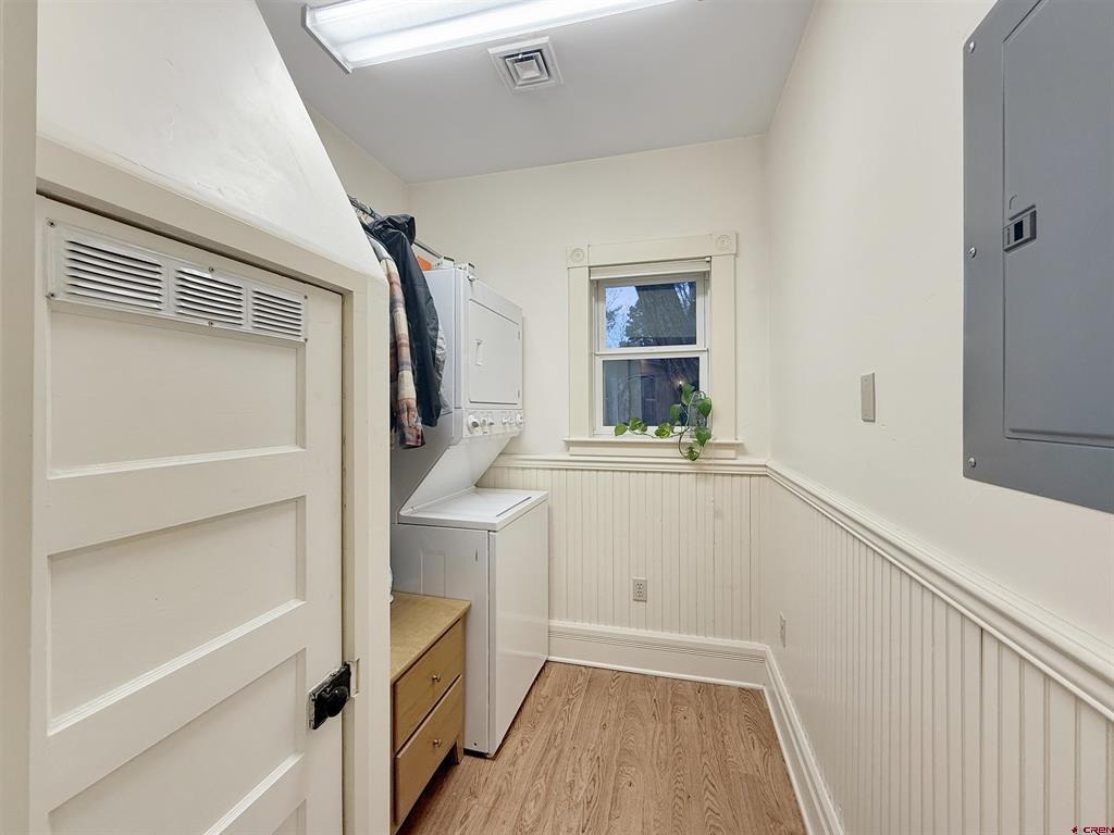 127 Niagara Avenue Property Photo 17